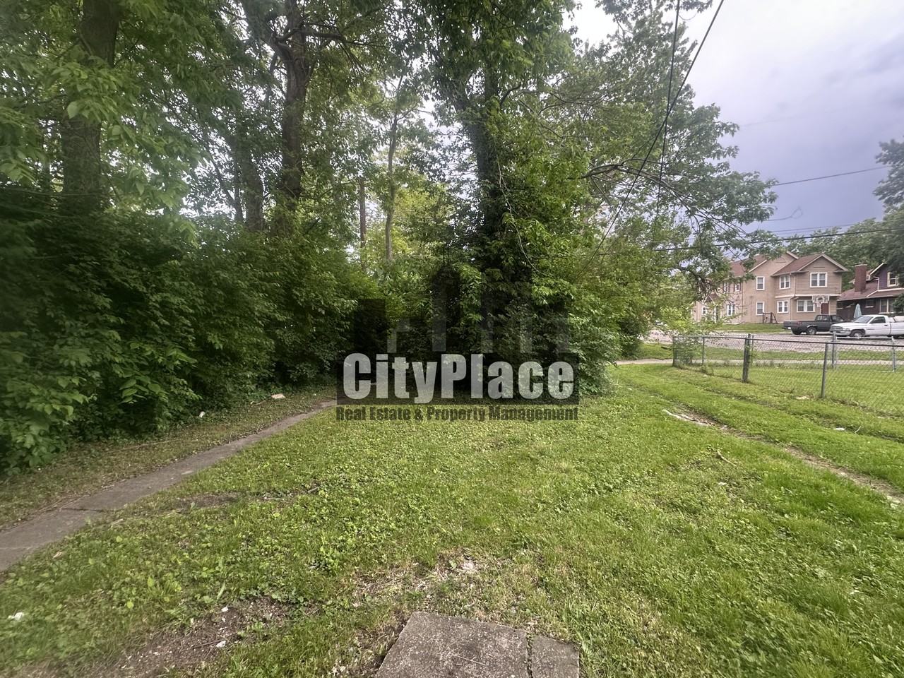 3110 Guilford Ave - Photo 6 of 25
