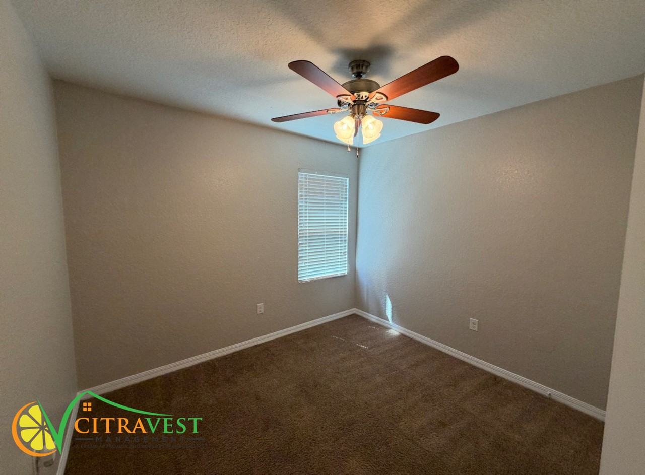 1625 Wallace Manor Blvd - Photo 7 of 12