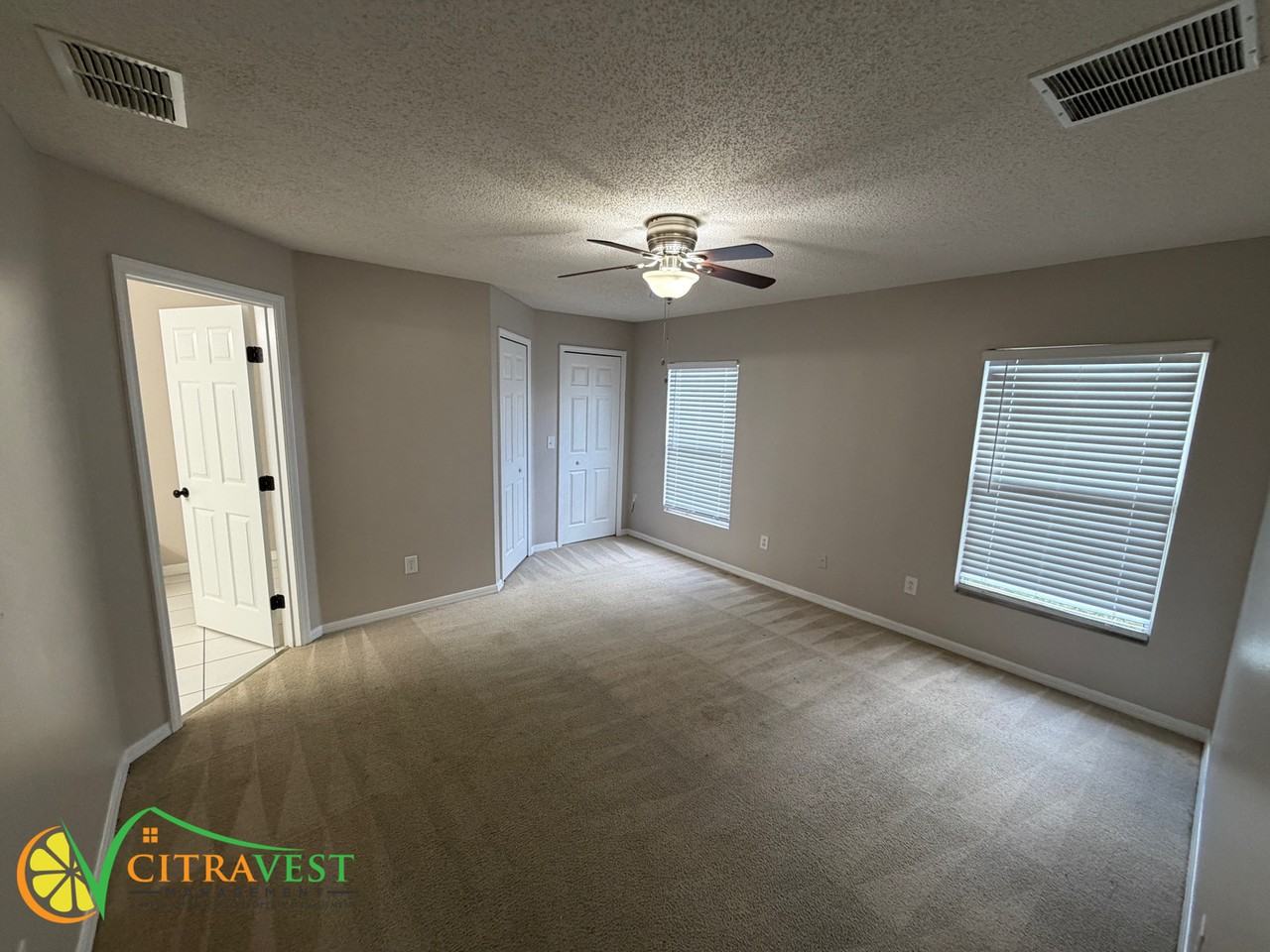 635 Kangaroo Dr - Photo 5 of 12