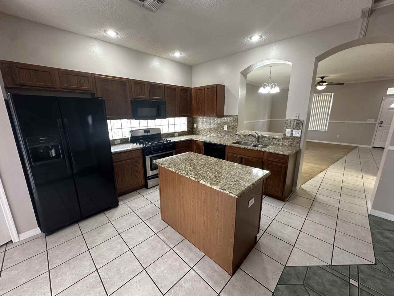848 Obo Dr - Photo 4 of 12