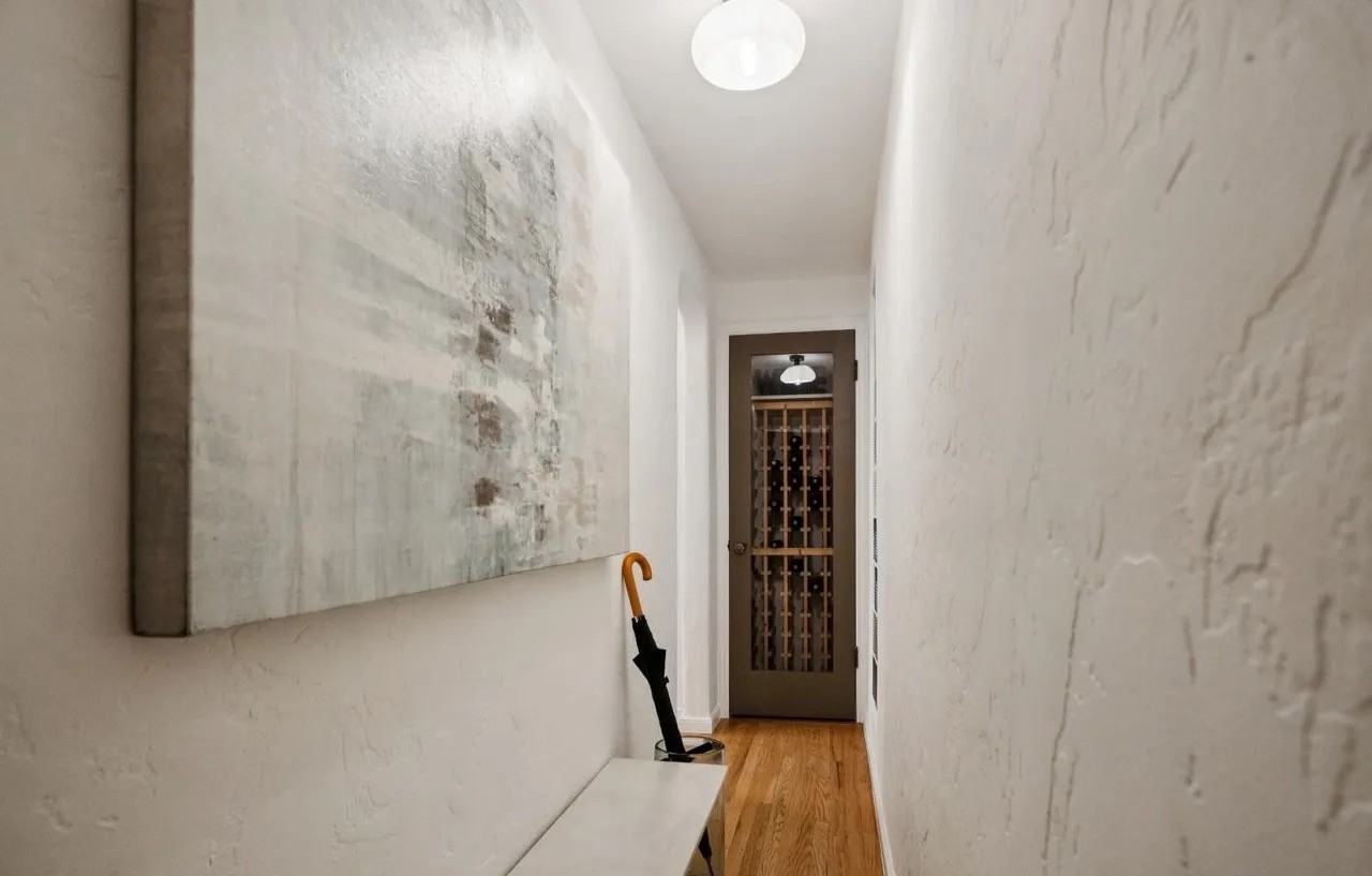 789 Buena Vista Ave W - Photo 7 of 11