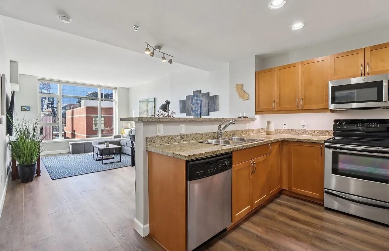 427 9Th Ave - Photo 6 of 12