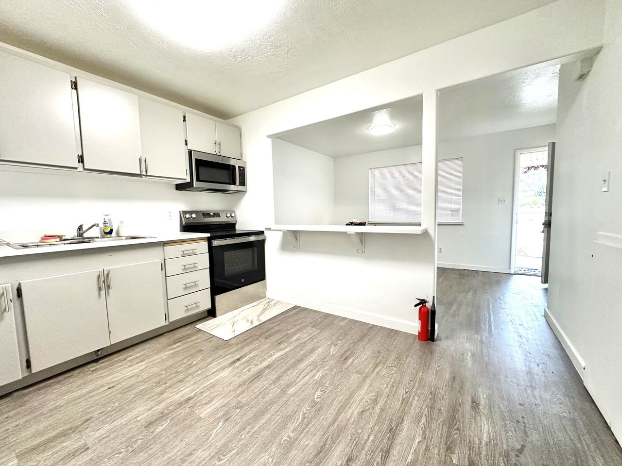 1790 W Harding Ave #1 - Photo 2 of 9