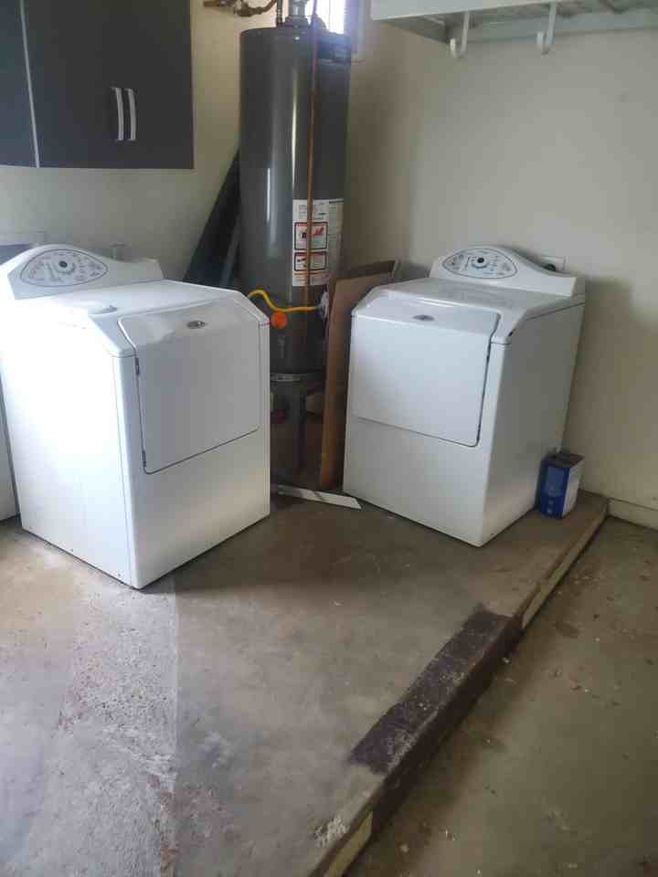 2434 W Sunnyside Ave - Photo 6 of 12