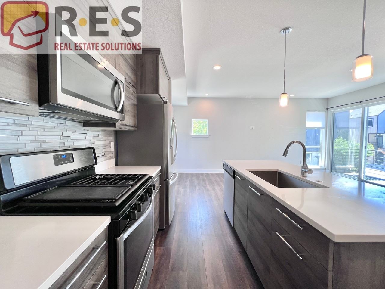 5566 W 11th Pl - Photo 3 of 12