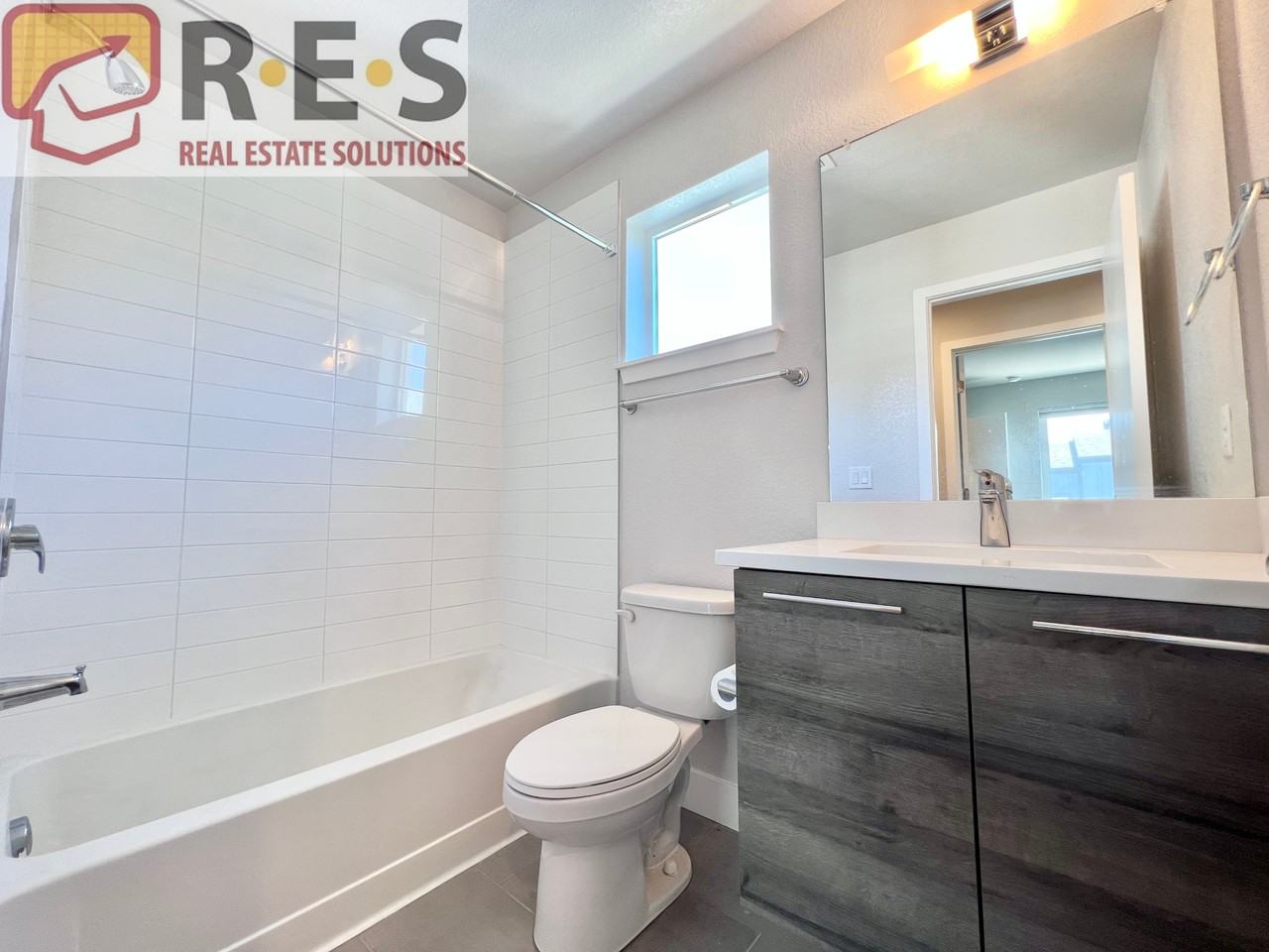 5566 W 11th Pl - Photo 7 of 12