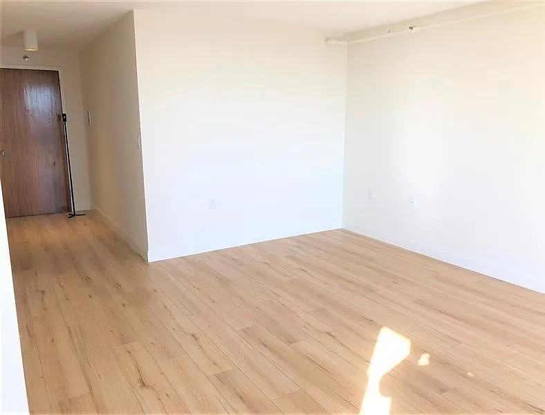 868 Massachusetts Ave #120 - Photo 5 of 10