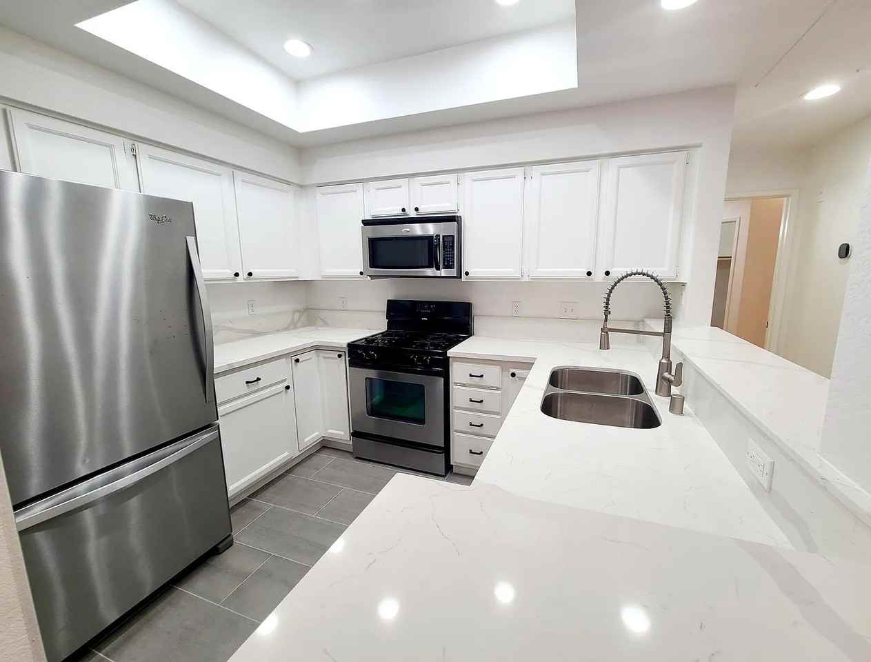 5420 Sylmar Ave #106 - Photo 5 of 19