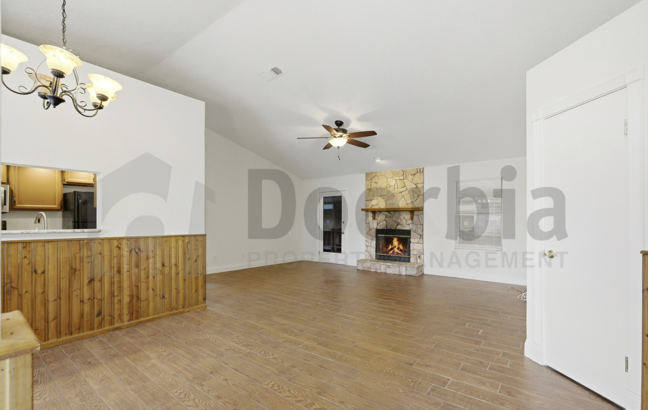 2162 Saint Martins Dr E - Photo 5 of 46