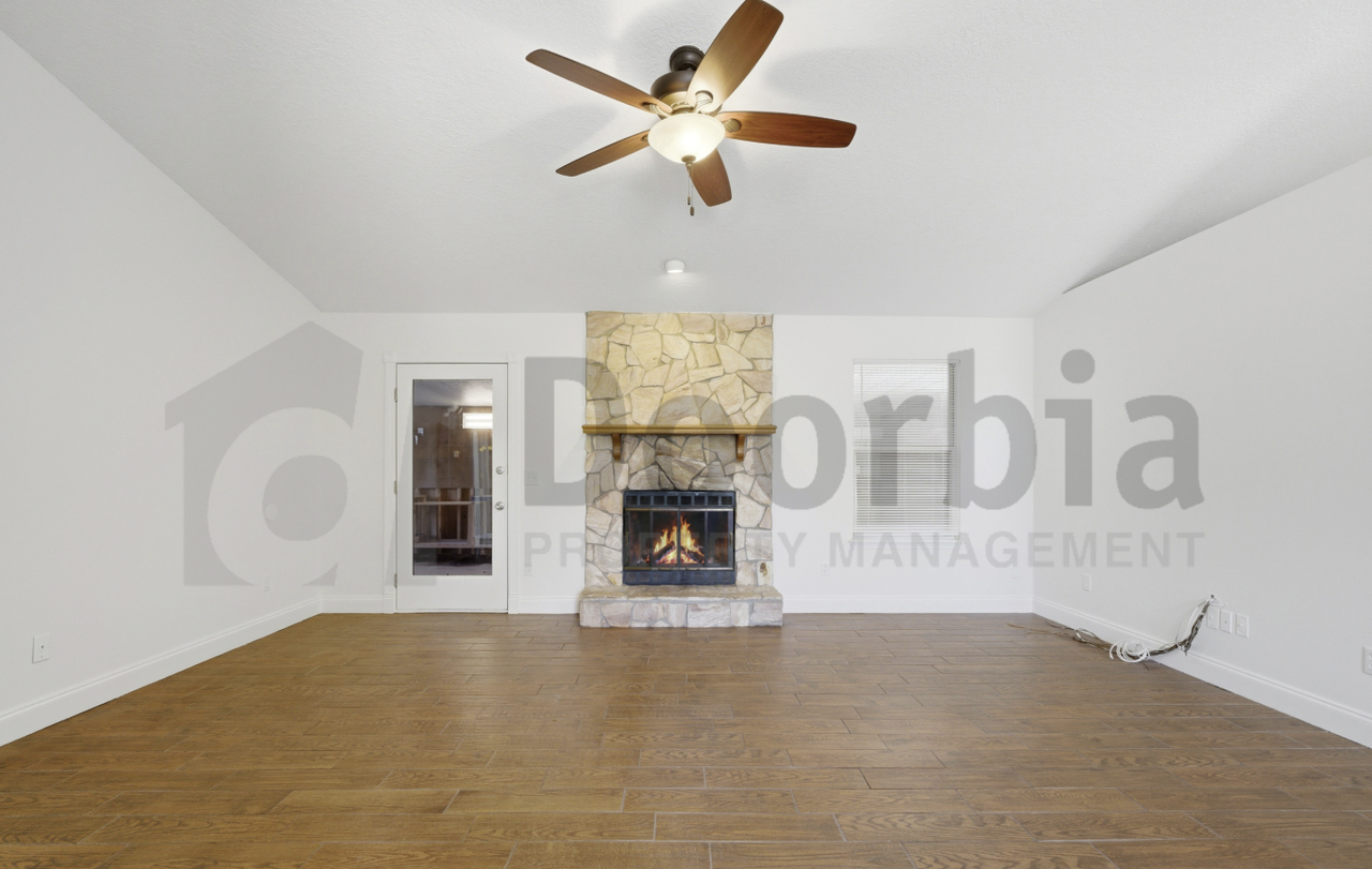 2162 Saint Martins Dr E - Photo 7 of 46