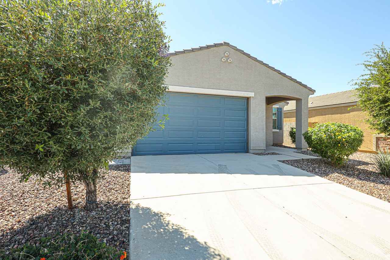 33948 N Beeblossom Trl - Photo 4 of 27