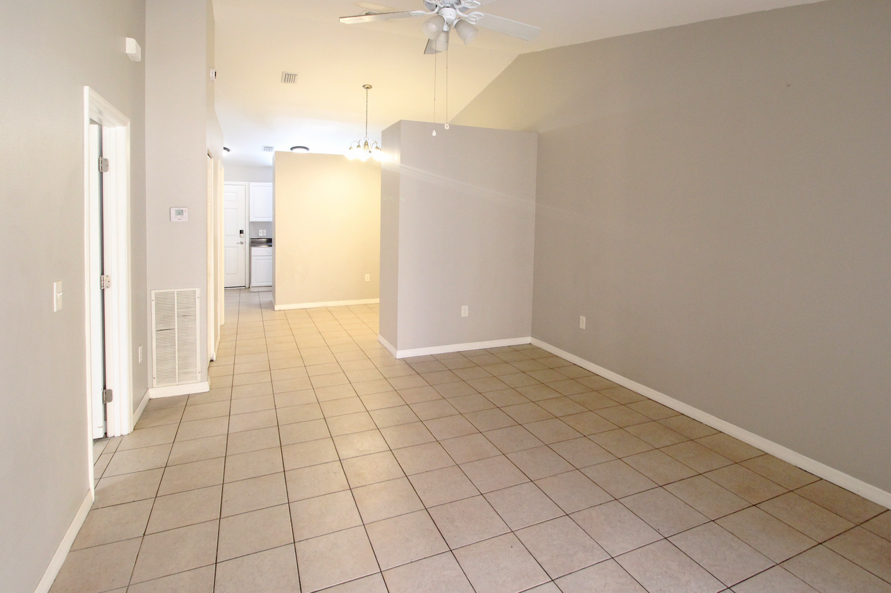 5523 Palmer Blvd - Photo 5 of 13
