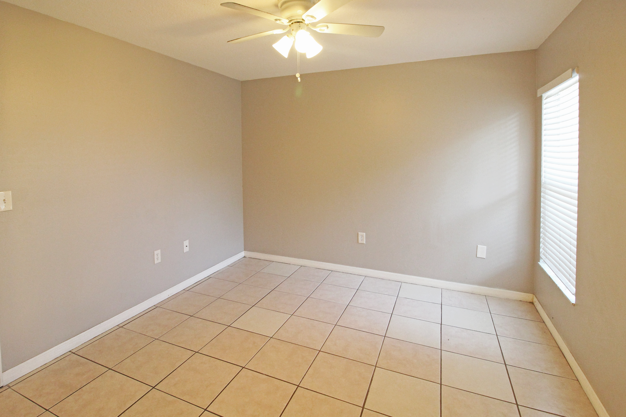 5523 Palmer Blvd - Photo 7 of 13