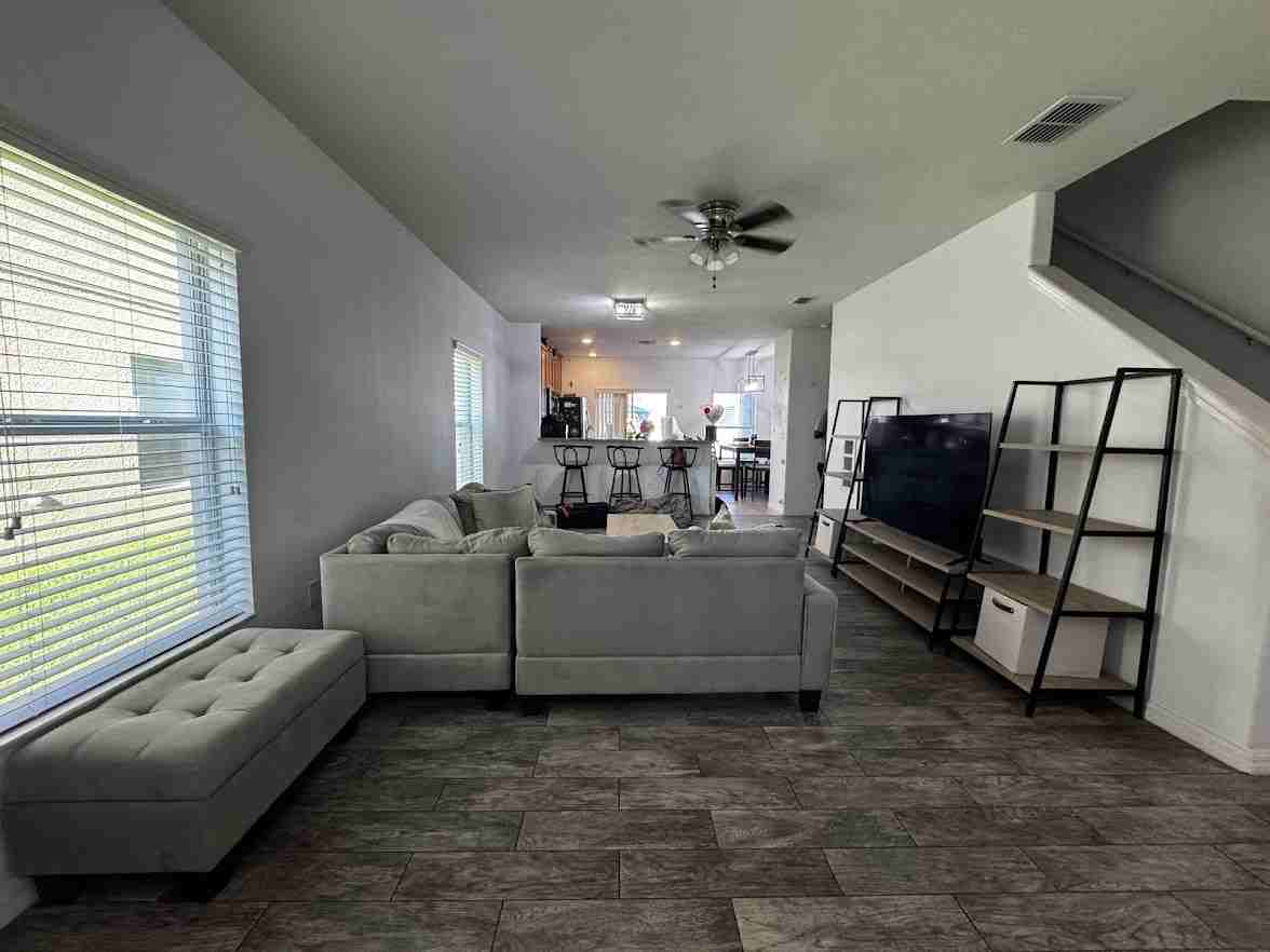 1310 Trailwater St - Photo 6 of 23