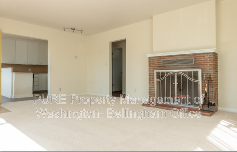 2720 Russell St - Photo 4 of 15