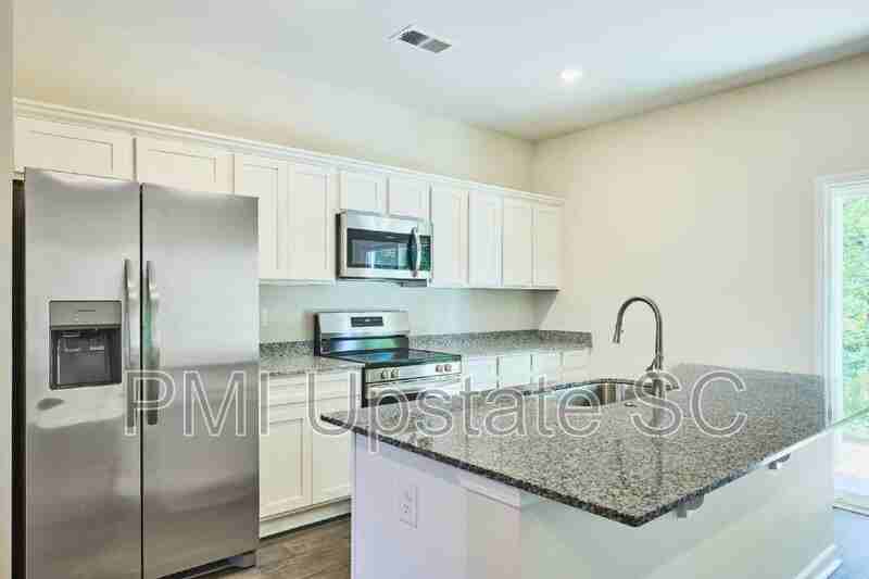 105 Pendleton Place Way - Photo 4 of 23