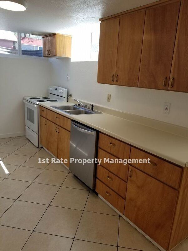 1816 W State St #4 - Photo 5 of 17