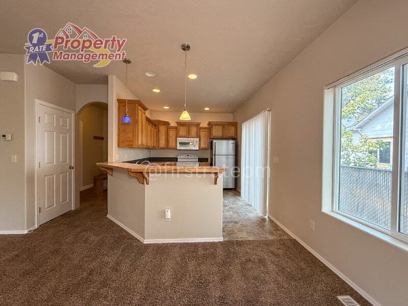 1681 S Cleveland St - Photo 6 of 11