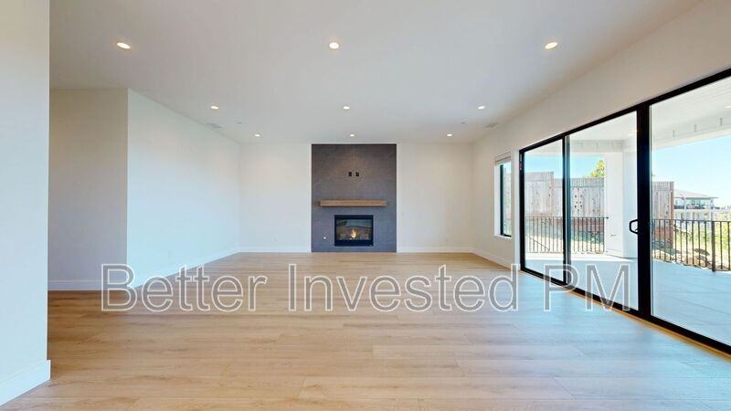 1900 Lyon Ct - Photo 2 of 31