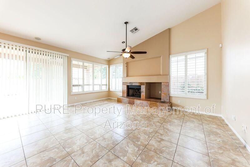 6427 E Marilyn Rd - Photo 2 of 16