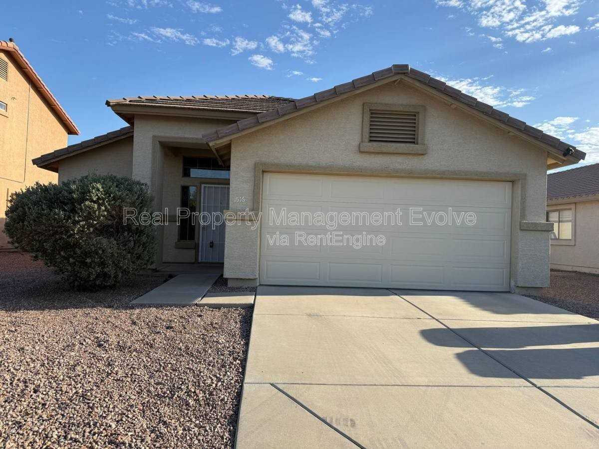 1516 E Bowker St - Photo 2 of 10