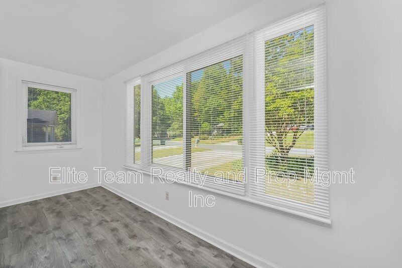 21014 Pine Ridge Dr - Photo 5 of 29