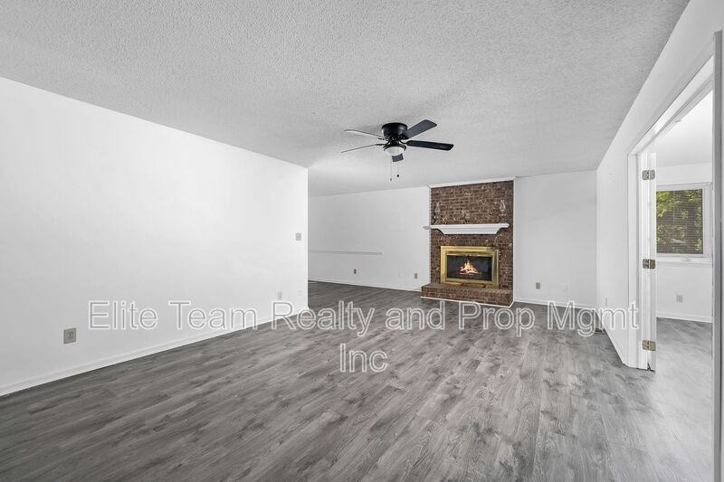 21014 Pine Ridge Dr - Photo 7 of 29