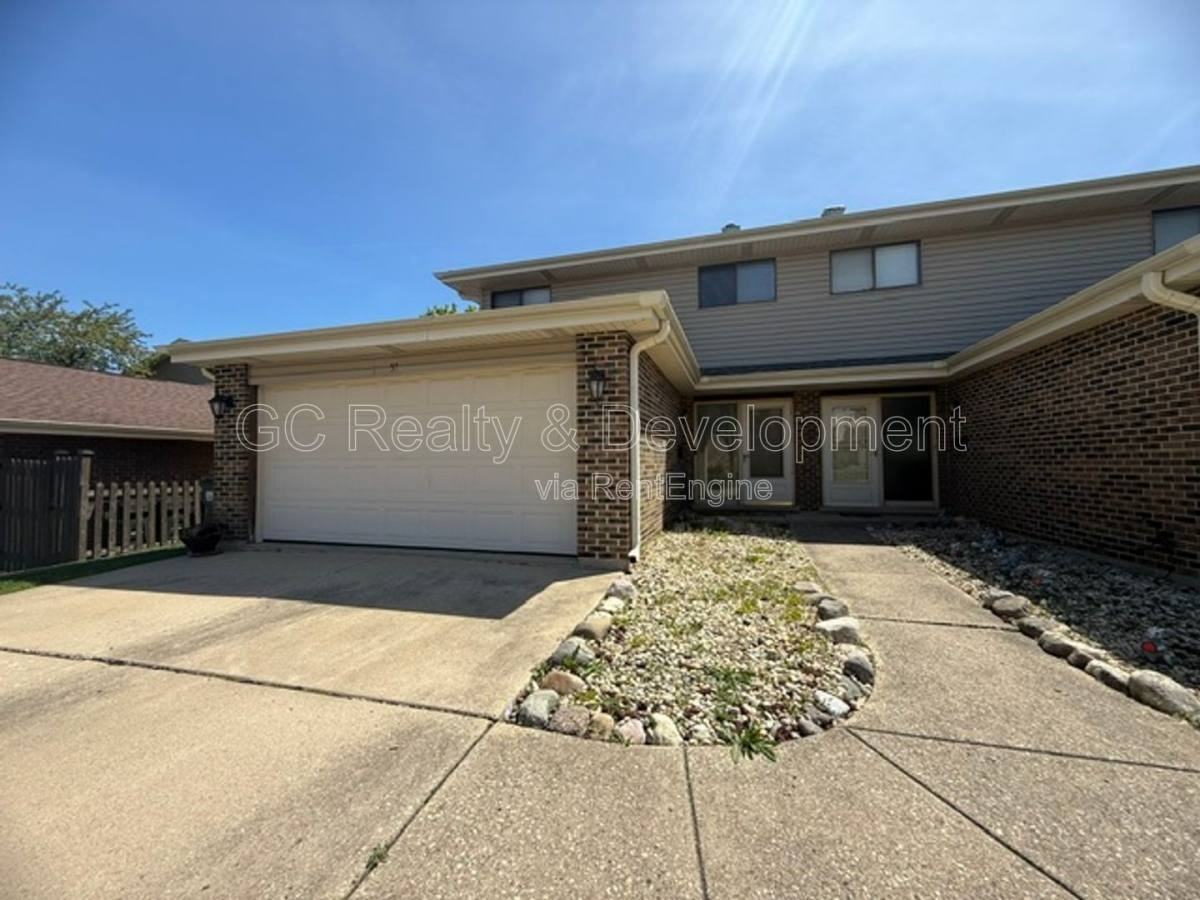 57 Morningside Dr #57