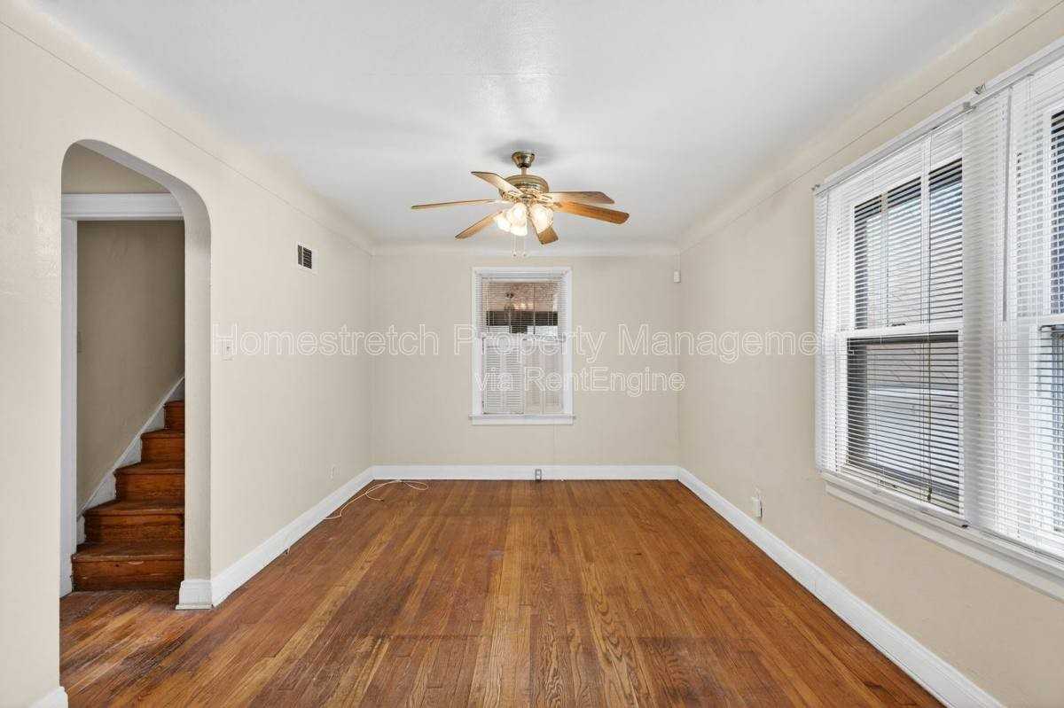 8817 Shady Grove Ave - Photo 3 of 10