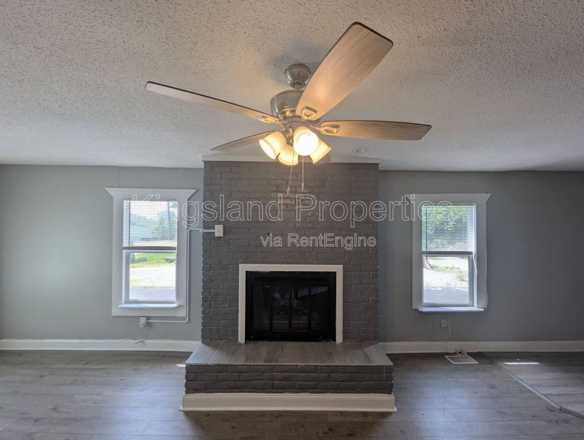 Ava Dr - Photo 2 of 10