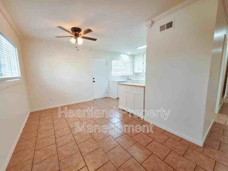 631 Fig Ave - Photo 6 of 12