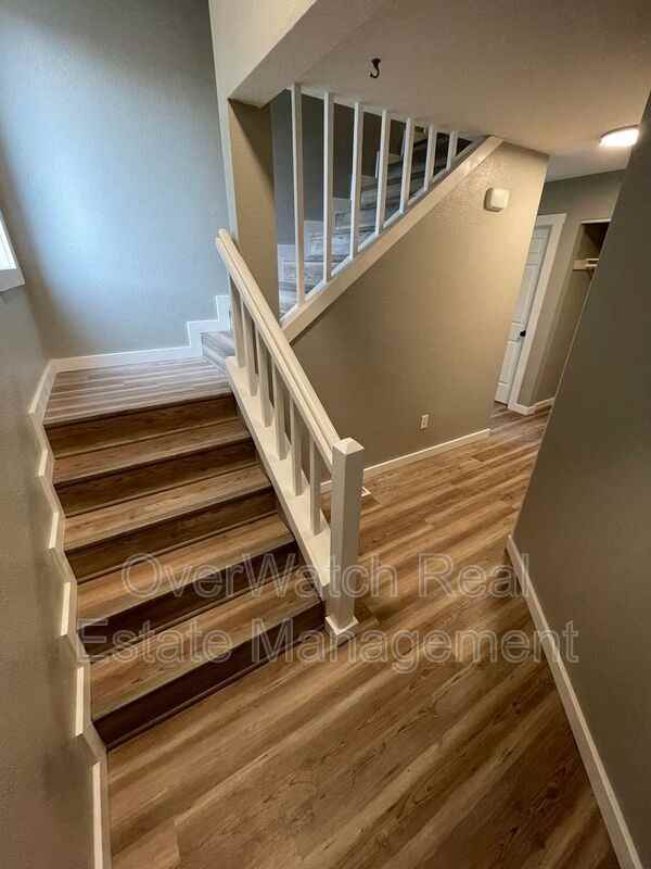 6131 Prosperity Dr - Photo 2 of 13