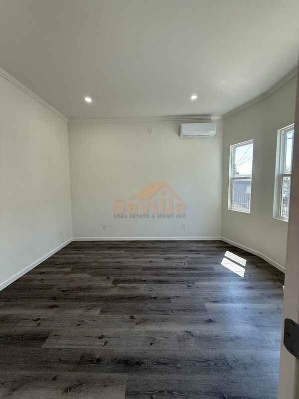 354 Peralta St - Photo 7 of 13