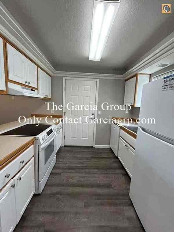 13625 Se Oatfield Rd - Photo 2 of 33