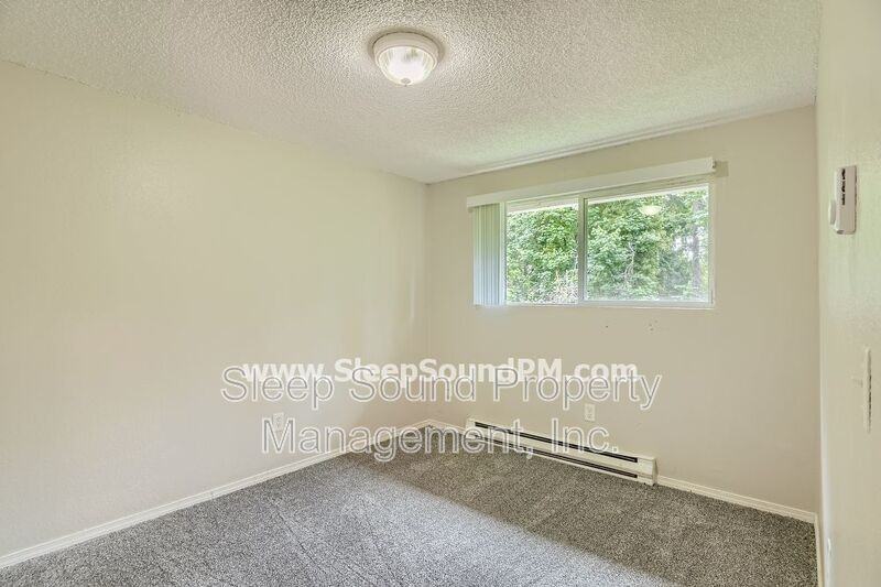 691 Molalla Ave #15 - Photo 7 of 17