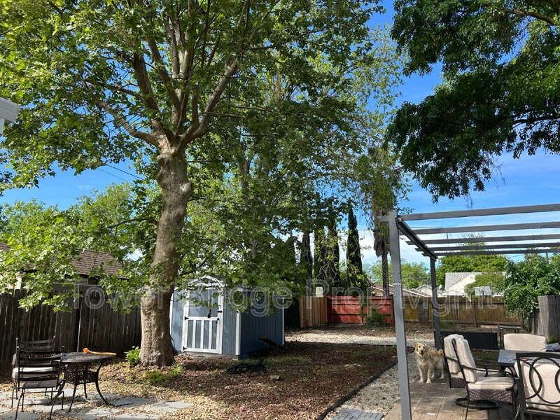 4000 36th St - Photo 3 of 14