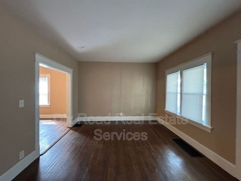 2310 S Sutphin St - Photo 6 of 21