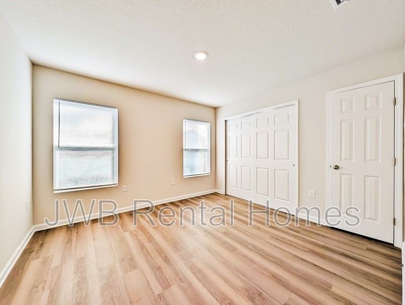 2313 Janette St - Photo 7 of 13