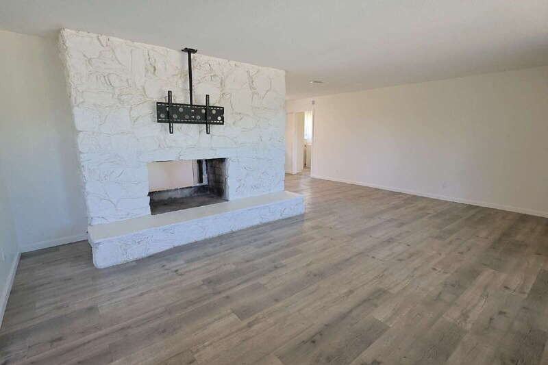 20450 College Blvd - Photo 6 of 28