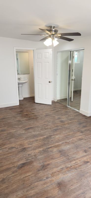1683 Meserve St ##B - Photo 4 of 6