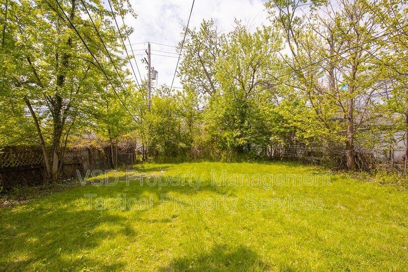 3408 East Blvd #2 - Photo 4 of 20