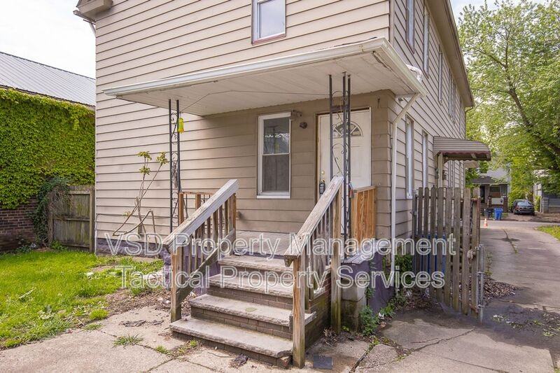 3651 East Dr #3REAR - Photo 3 of 13