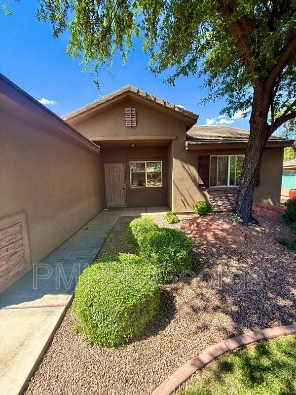 352 Westsouth - Photo 3 of 33