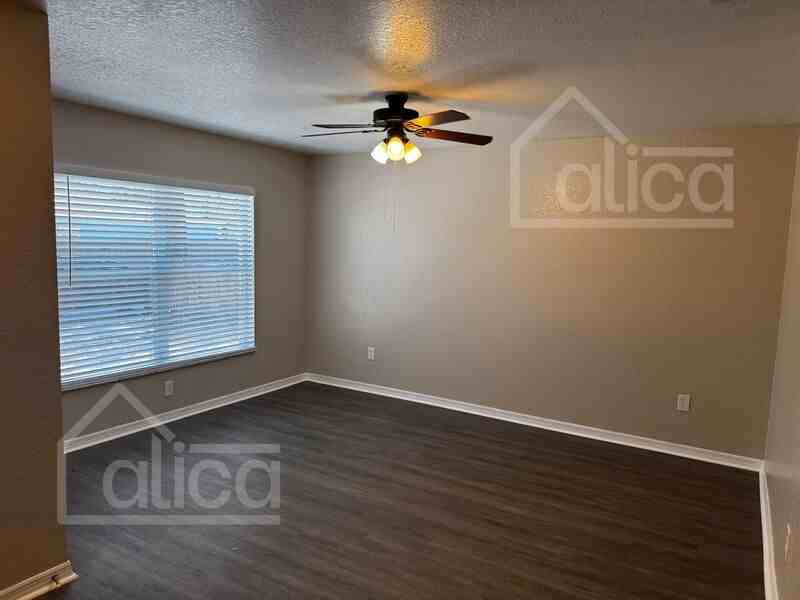 1317 14th St S - Photo 2 of 10