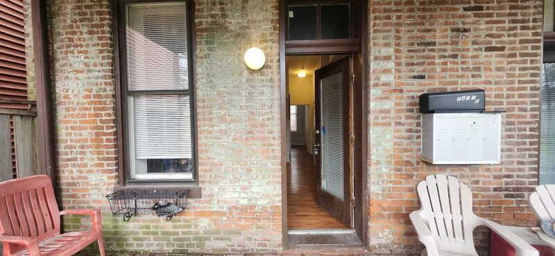 2415 S 10th St - Photo 7 of 12