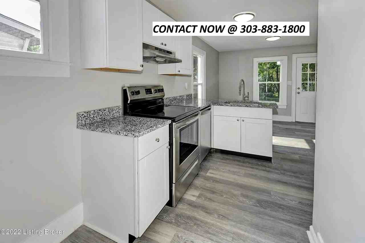 157 Gillette Avenue - Photo 4 of 6