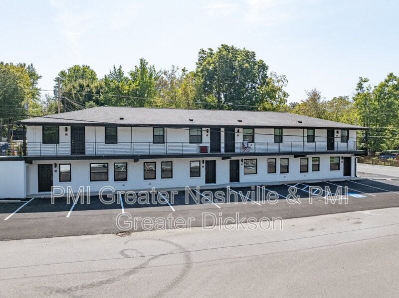 201 Sylvis St #7 - Photo 2 of 15