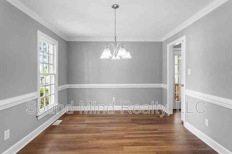 4124 Carybrook Rd - Photo 7 of 34