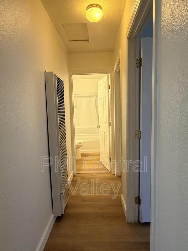 2433 W Hatch Rd - Photo 7 of 14