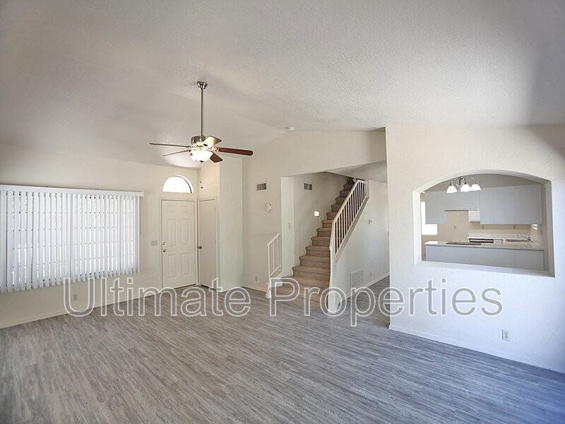 4645 N 99th Dr - Photo 3 of 17